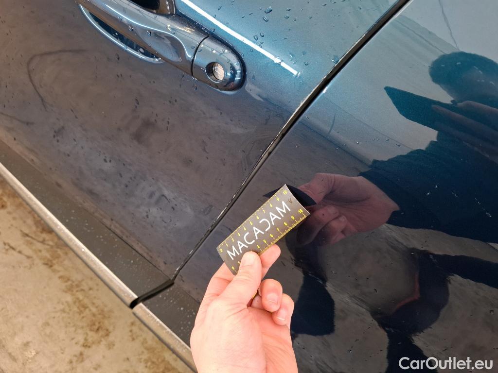  Renault  Captur RENAULT  / 2017 / 5P / Crossover Business dCi 90 #4