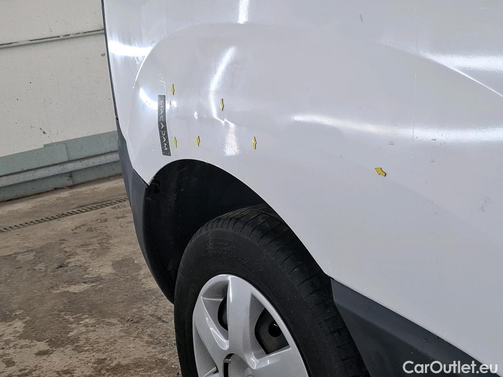  Renault  Kangoo  Express Maxi Extra (Série Spéciale) 1.5 dCi 90CV BVM5 E6 #22