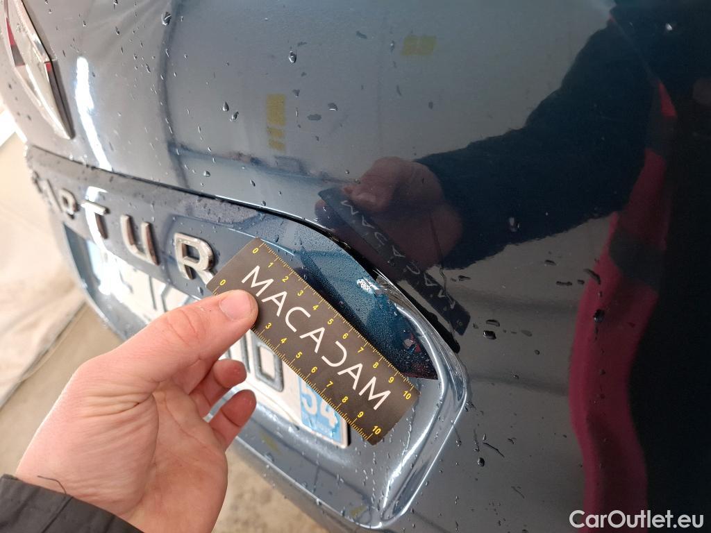  Renault  Captur RENAULT  / 2017 / 5P / Crossover Business dCi 90 #26