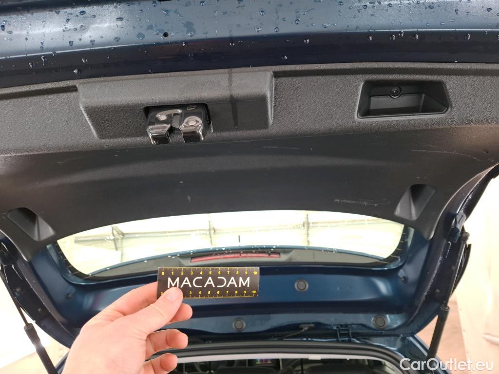  Renault  Captur RENAULT  / 2017 / 5P / Crossover Business dCi 90 #14