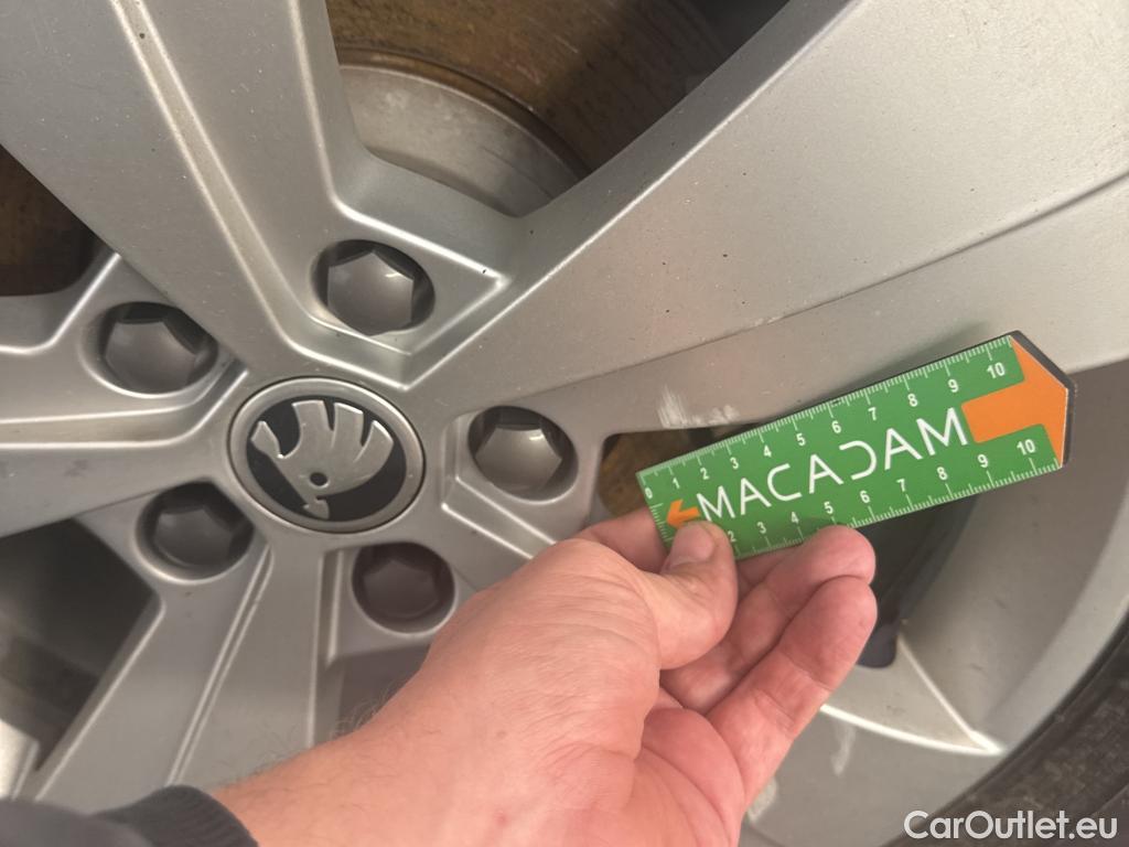  Skoda  Superb SKODA  / 2019 / 5P / Berline 1.4 TSI PHEV 218ch DSG6 Business #11