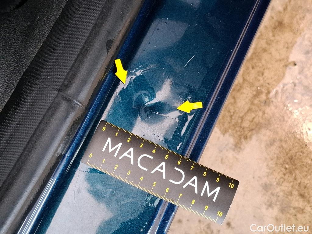  Renault  Captur RENAULT  / 2017 / 5P / Crossover Business dCi 90 #10