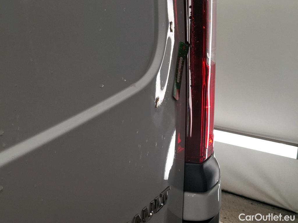  Renault  Trafic  III Fourgon L2H1 3T Confort 2.0 dCi 130CV BVM6 E6d #2