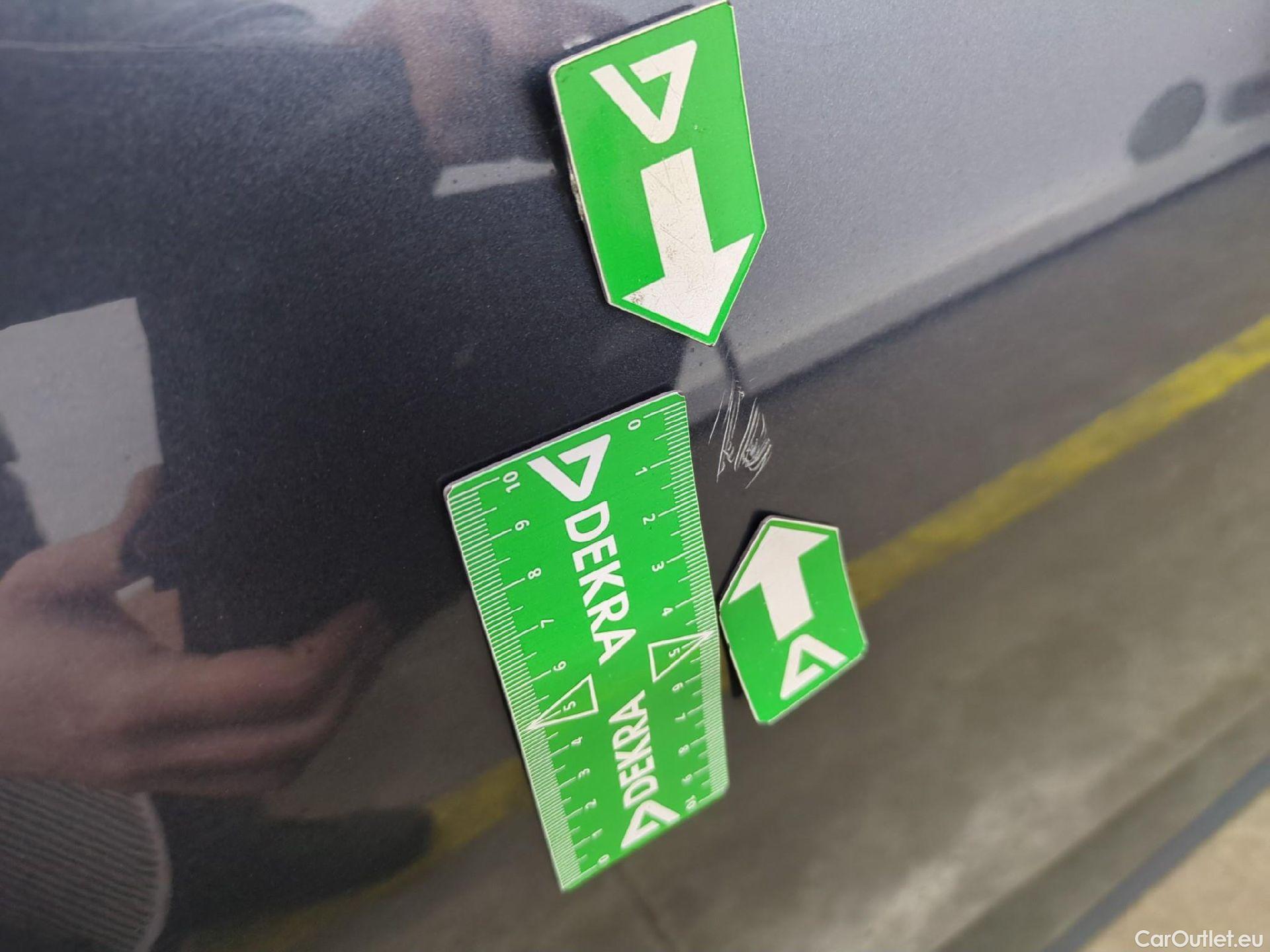  Renault  Megane  IV Berline 5 ptes. Business 1.5 dCi 115CV BVM6 E6d #11