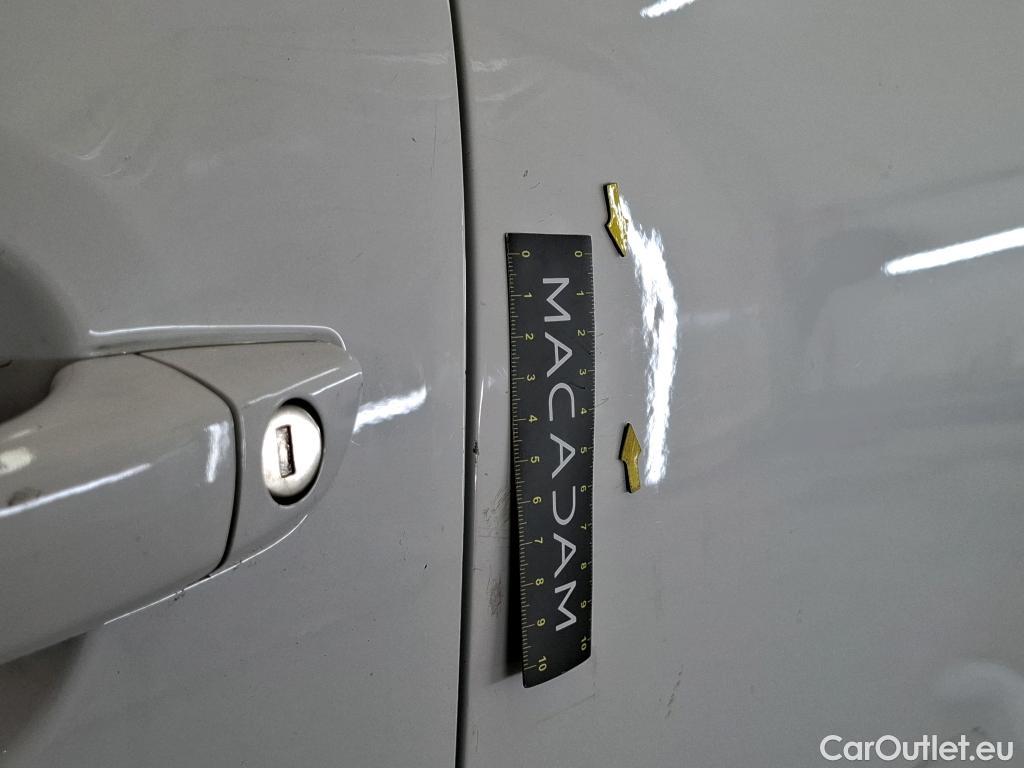  Citroen  C3  Feel Pack 1.2 PureTech 80CV BVM5 E6d #8