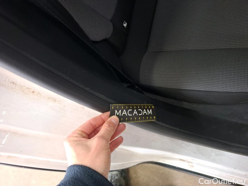  Citroen  C3  Feel Pack 1.2 PureTech 80CV BVM5 E6d #19