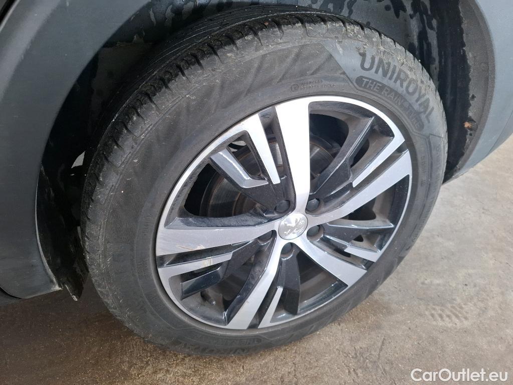  Peugeot  5008  Allure Business 1.2 PureTech 130CV BVA8 7 Sieges E6d #52