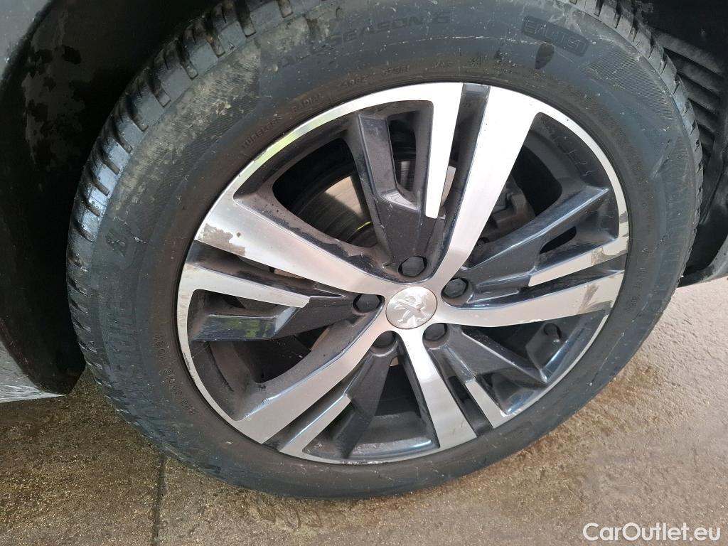  Peugeot  5008  Allure Business 1.2 PureTech 130CV BVA8 7 Sieges E6d #41