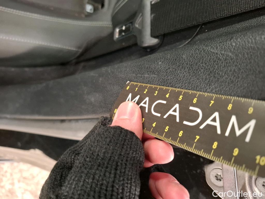  Mercedes  A-Klasse MERCEDES-BENZ Classe A Compact / 2018 / 5P / Berline A 200 d Business Line 8G-DCT #11