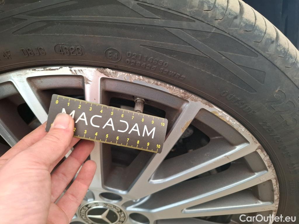  Mercedes  CLA-Klasse MERCEDES-BENZ CLA Shooting Brake / 2019 / 5P / Break CLA 250 e Business Line #23