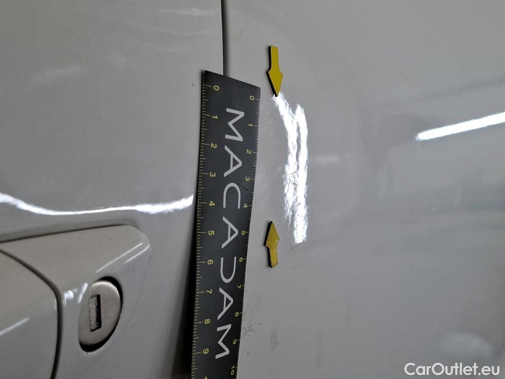  Citroen  C3  Feel Pack 1.2 PureTech 80CV BVM5 E6d #10