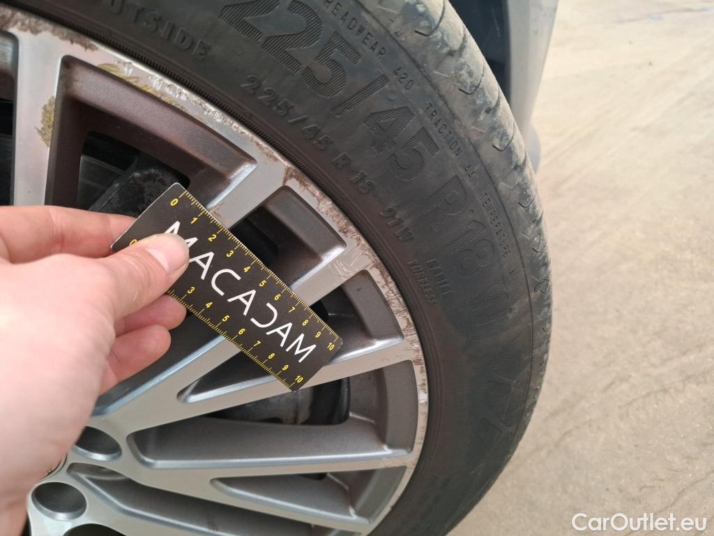  Mercedes  CLA-Klasse MERCEDES-BENZ CLA Shooting Brake / 2019 / 5P / Break CLA 250 e Business Line #24