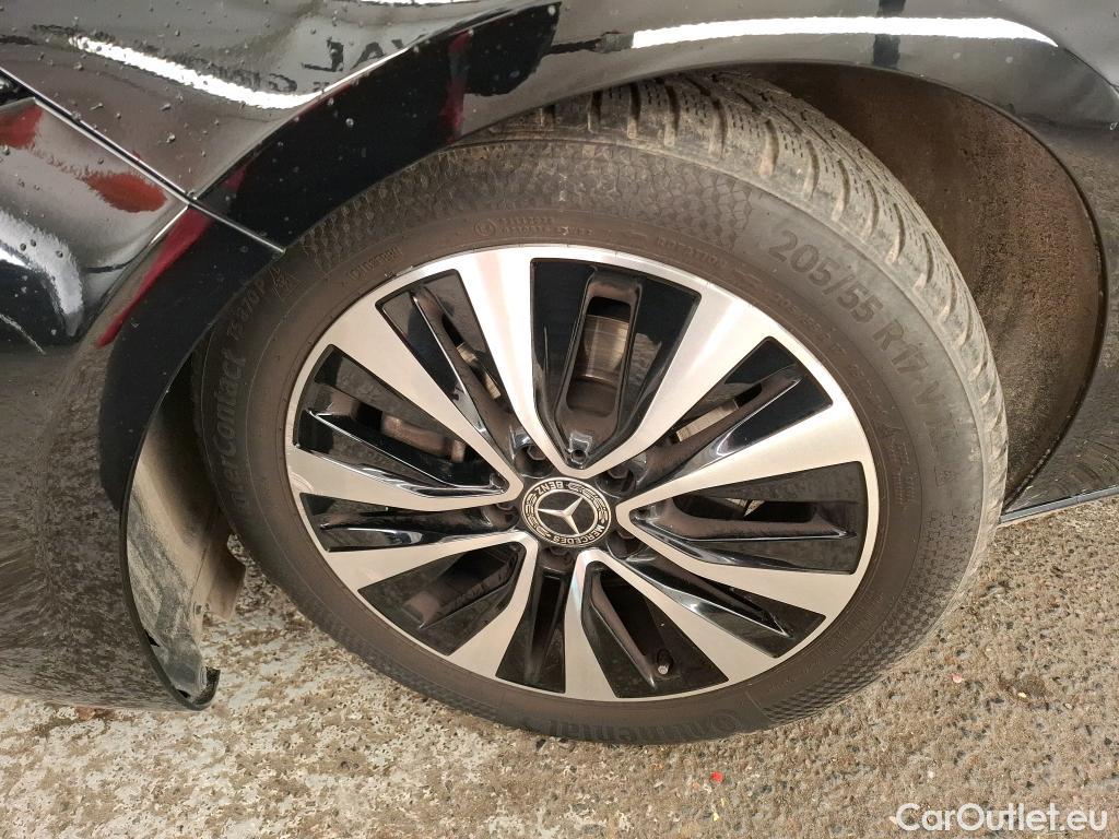  Mercedes  A-Klasse MERCEDES-BENZ Classe A Compact / 2018 / 5P / Berline A 200 d Business Line 8G-DCT #5