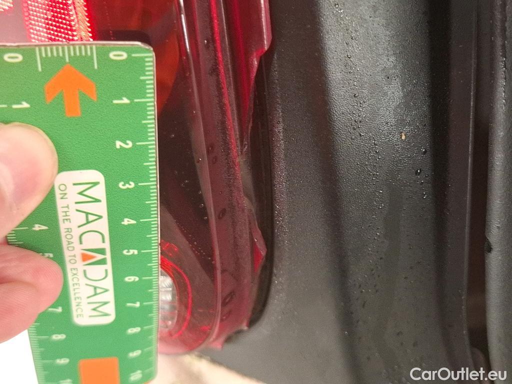  Citroen  C3  Société Feel Nav 1.5 BlueHDI 100CV BVM5 E6dT #4