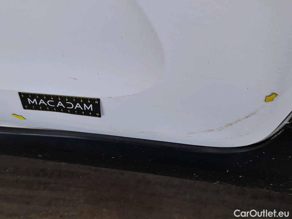  Citroen  C3  Feel Pack 1.2 PureTech 80CV BVM5 E6d #12