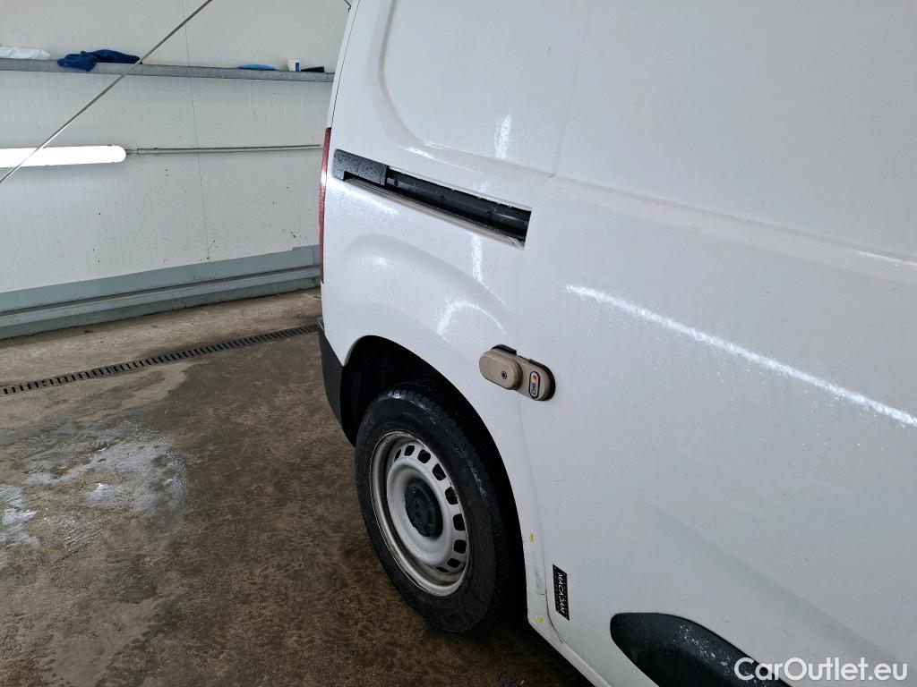  Citroen  Berlingo  Fourgon Club M 650 1.5 BlueHDi 100CV BVM5 E6dT #7