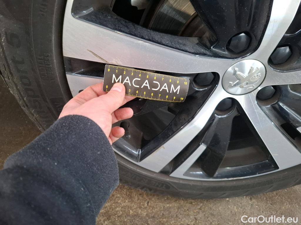  Peugeot  5008  Allure Business 1.2 PureTech 130CV BVA8 7 Sieges E6d #55