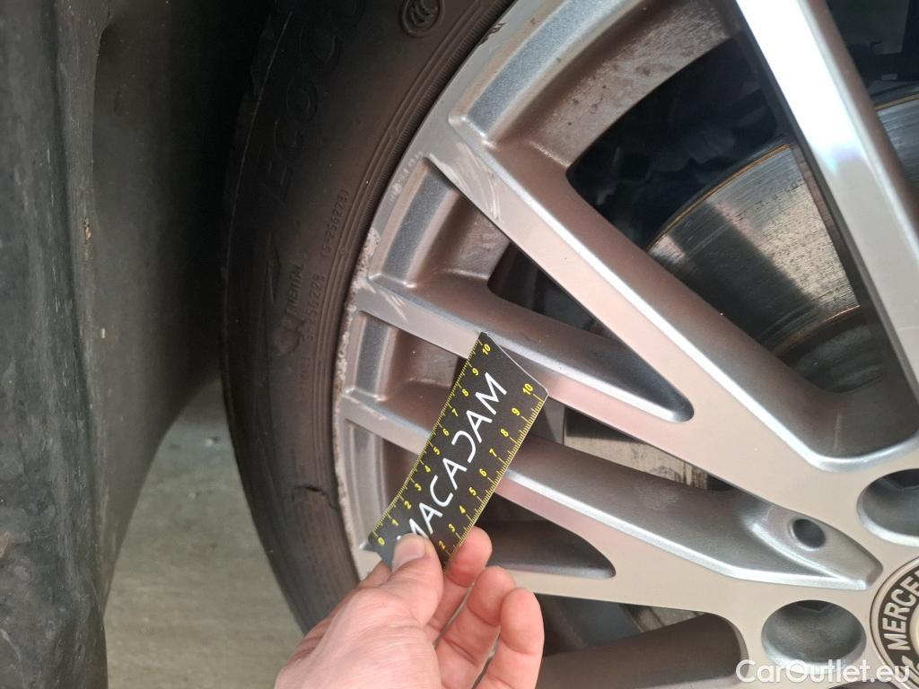  Mercedes  CLA-Klasse MERCEDES-BENZ CLA Shooting Brake / 2019 / 5P / Break CLA 250 e Business Line #26