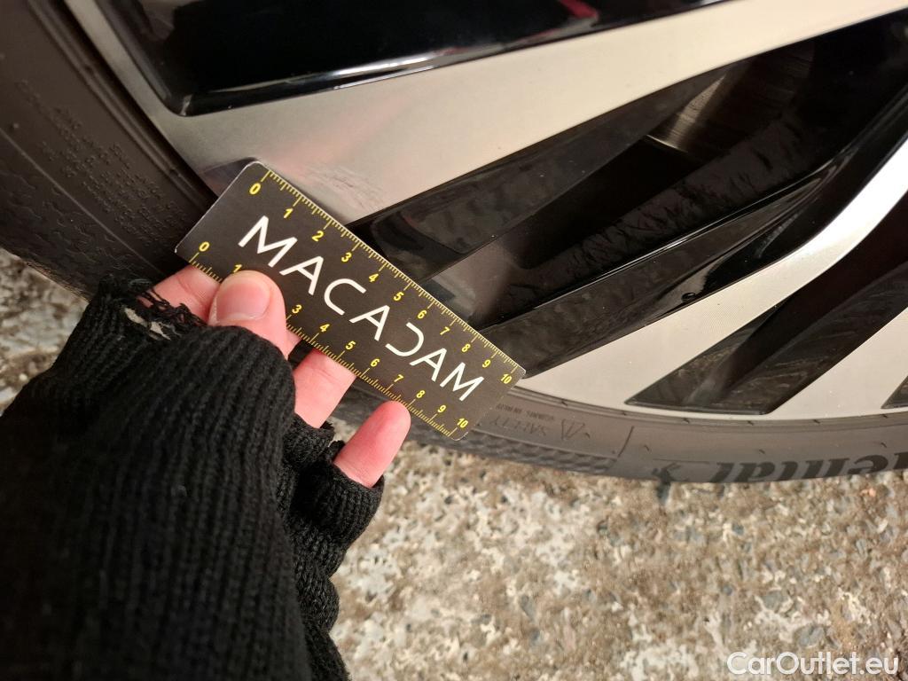  Mercedes  A-Klasse MERCEDES-BENZ Classe A Compact / 2018 / 5P / Berline A 200 d Business Line 8G-DCT #8