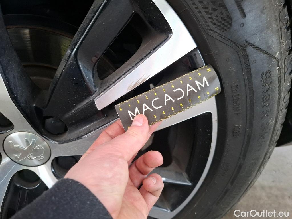  Peugeot  5008  Allure Business 1.2 PureTech 130CV BVA8 7 Sieges E6d #57