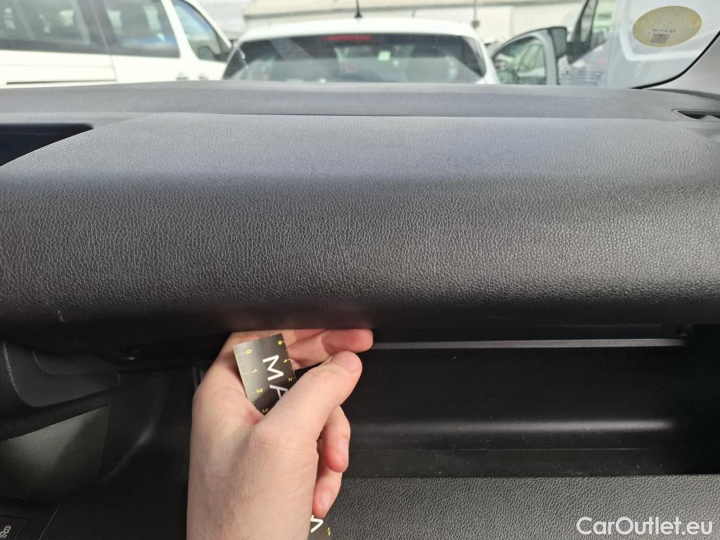  Citroen  Berlingo  Fourgon Club M 650 1.5 BlueHDi 100CV BVM5 E6dT #37