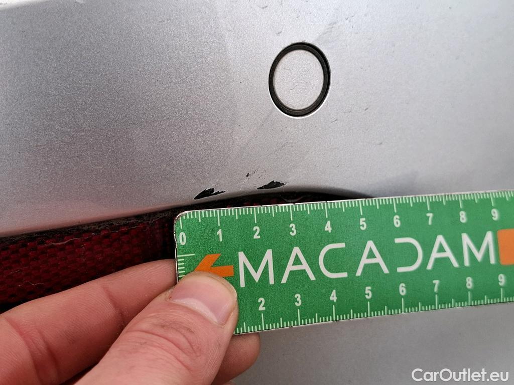  Volkswagen  Golf  VOLKSWAGEN / 2020 / 5P / Berline 2.0 TDI SCR 150 DSG7 Life Busi 1st #38