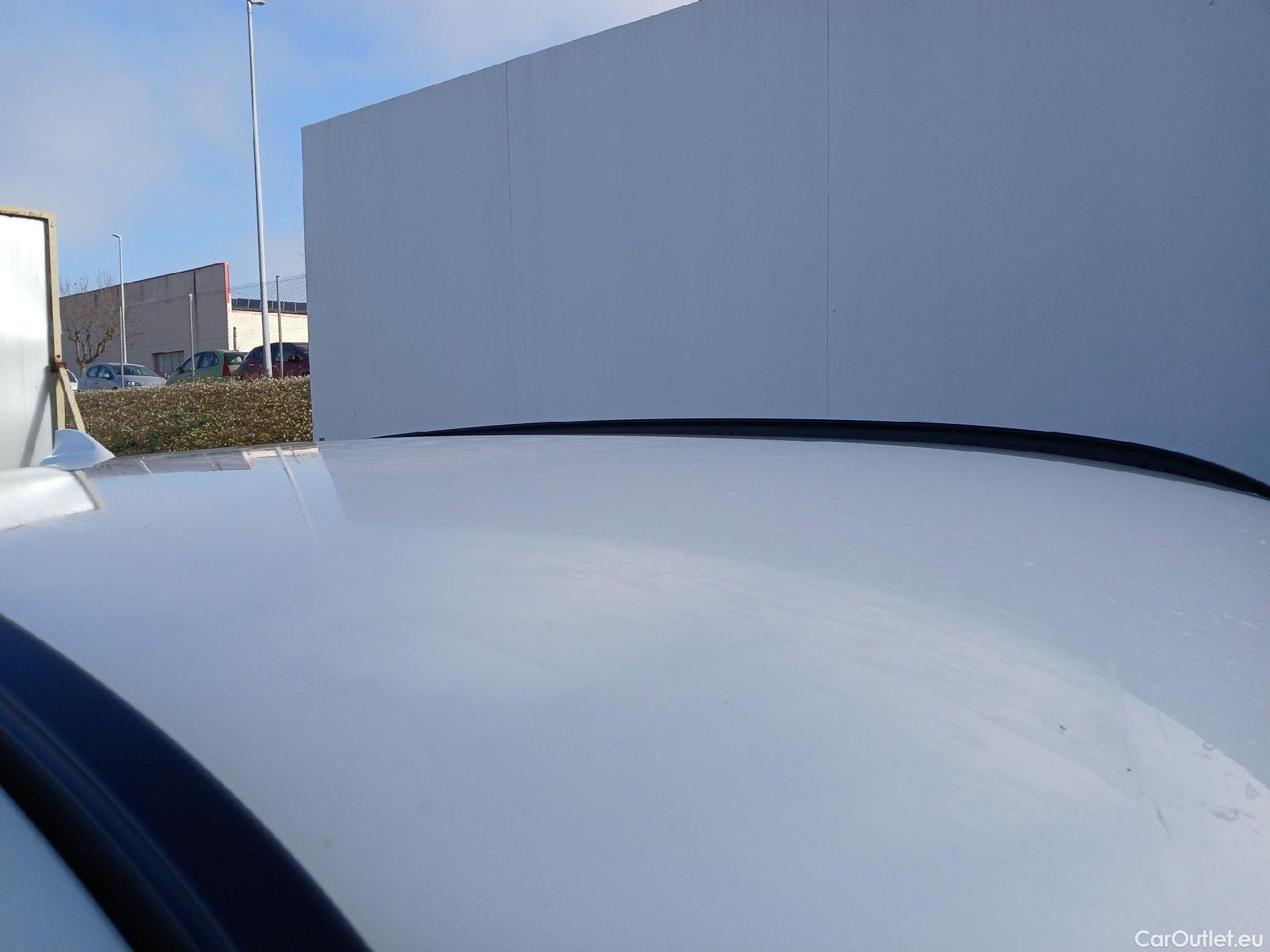  Bmw  X1 BMW  / 2015 / 5P / todoterreno sDrive18d Business #35