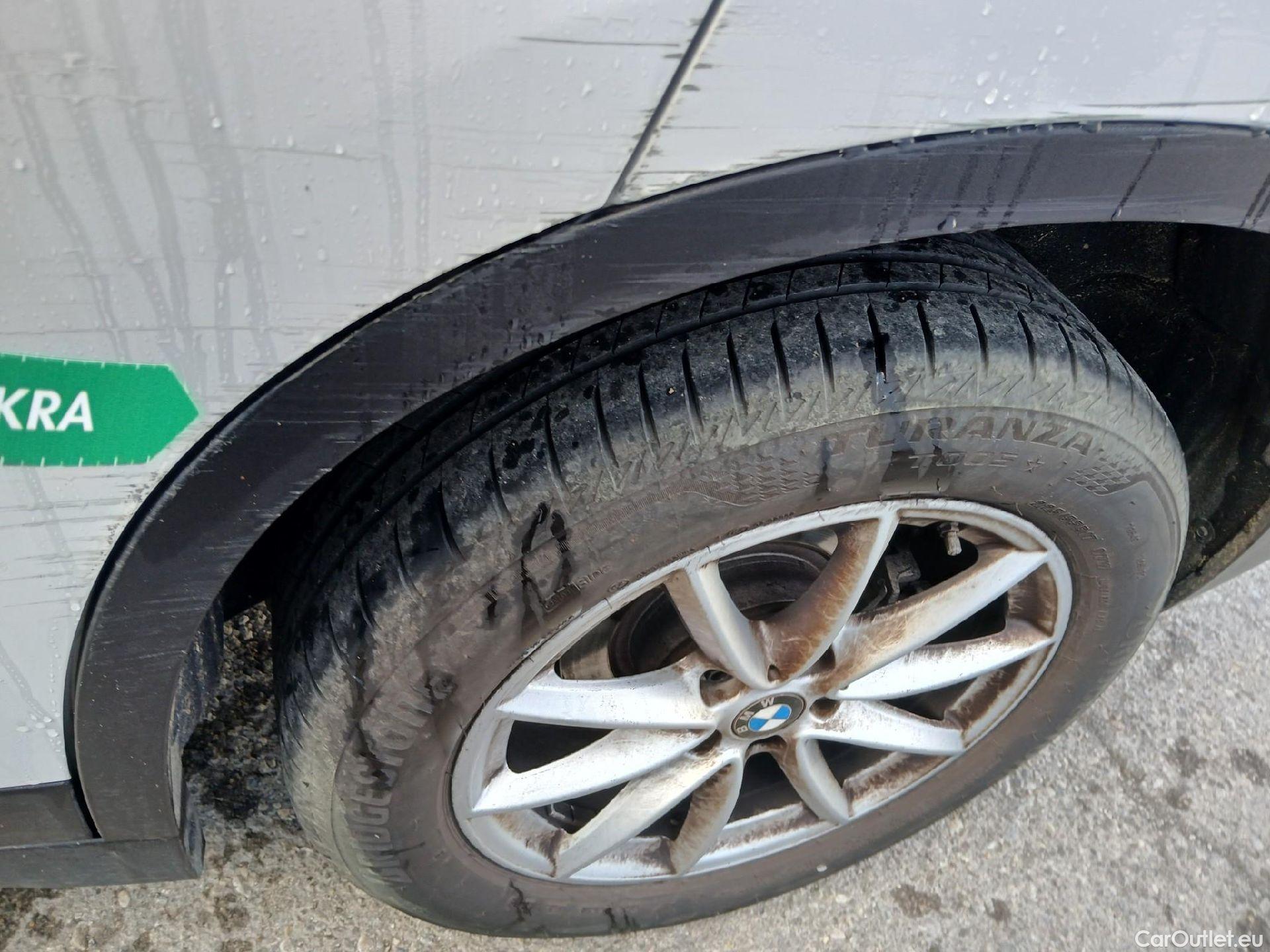  Bmw  X1 BMW  / 2015 / 5P / todoterreno sDrive18d Business #9