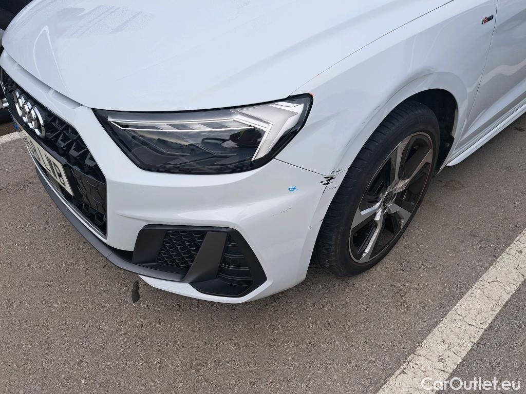  Audi  A1 Sportback AUDI A1 / 2018 / 5P / berlina con portón Sportback Adrenalin 30 TFSI 81kW (110CV)(SP) #28