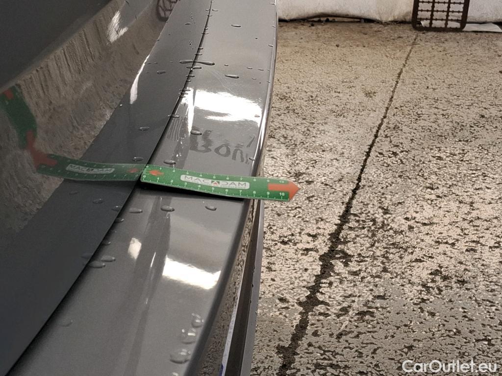  Volkswagen  T-ROC  Life Business 2.0 TDI 150CV BVA7 E6d #16