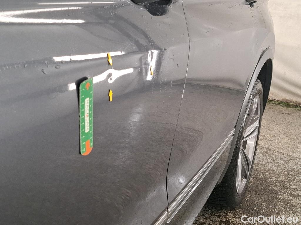  Volkswagen  Tiguan VOLKSWAGEN  Allspace / 2017 / 5P / SUV 2.0 TDI 150 DSG7 Carat #61