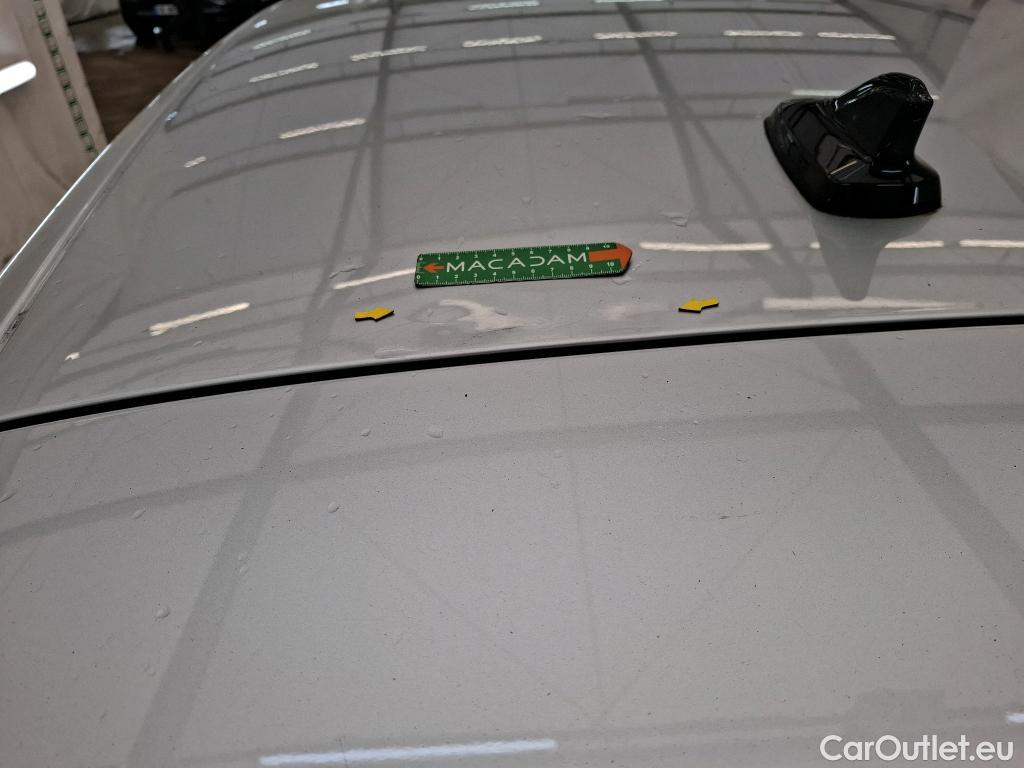  Volkswagen  Golf  VOLKSWAGEN / 2020 / 5P / Berline 2.0 TDI SCR 150 DSG7 Life Busi 1st #13