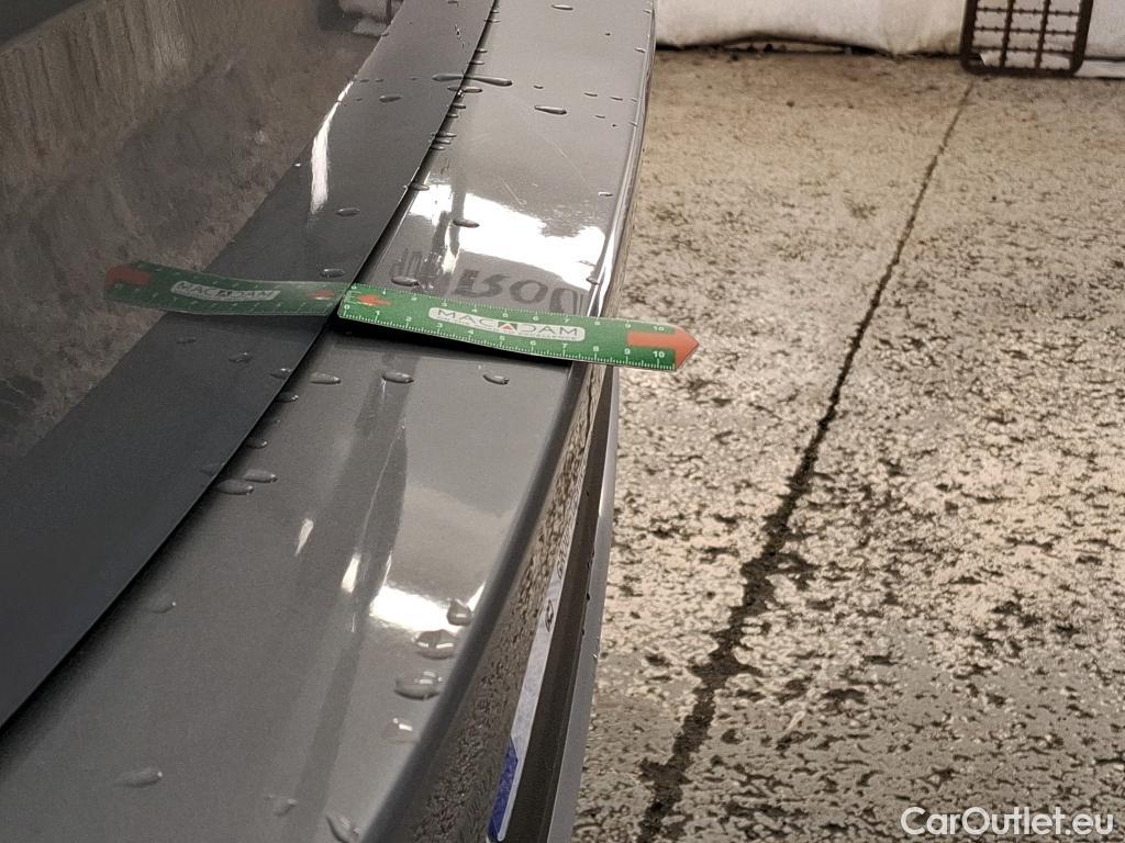  Volkswagen  T-ROC  Life Business 2.0 TDI 150CV BVA7 E6d #17