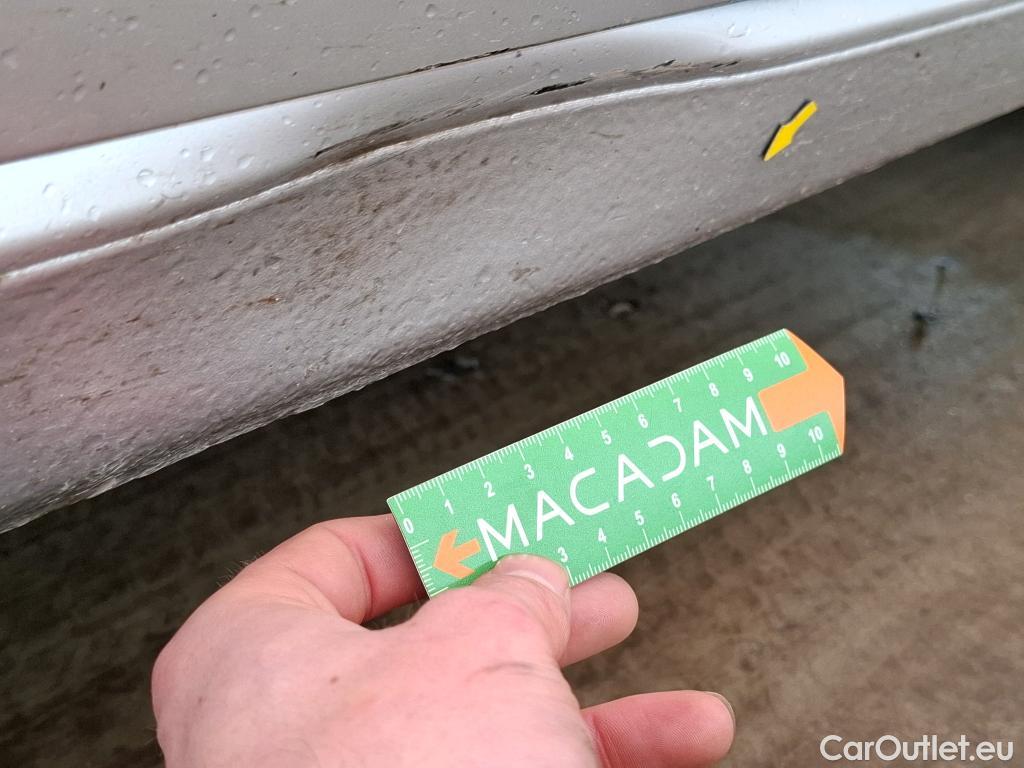  Volkswagen  Golf  VOLKSWAGEN / 2020 / 5P / Berline 2.0 TDI SCR 150 DSG7 Life Busi 1st #7