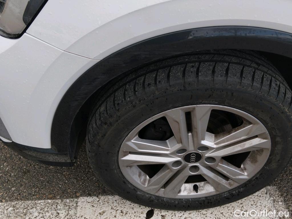  Audi  Q2 AUDI  / 2020 / 5P / todoterreno Advanced 35 TFSI 110kW (150CV) S tronic (AC) #2