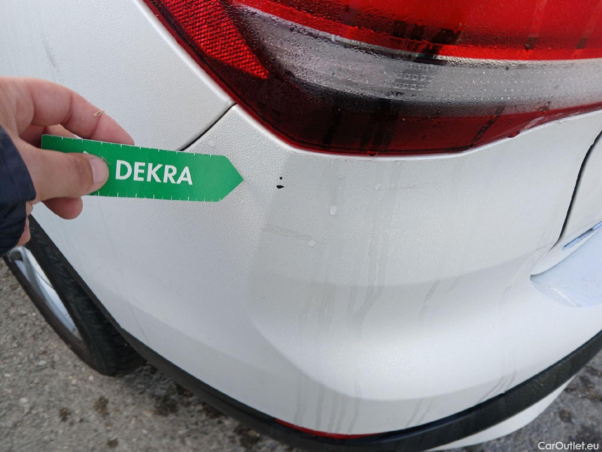  Bmw  X1 BMW  / 2015 / 5P / todoterreno sDrive18d Business #18