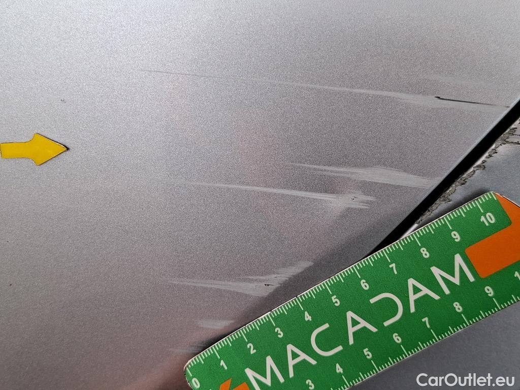  Volkswagen  Golf  VOLKSWAGEN / 2020 / 5P / Berline 2.0 TDI SCR 150 DSG7 Life Busi 1st #17