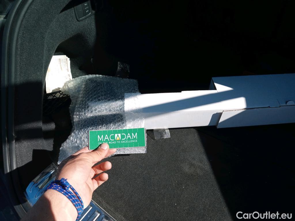  Audi  Q8 AUDI  / 2018 / 5P / todoterreno 50 TDI 210kW S Line Plus quattro tip #8