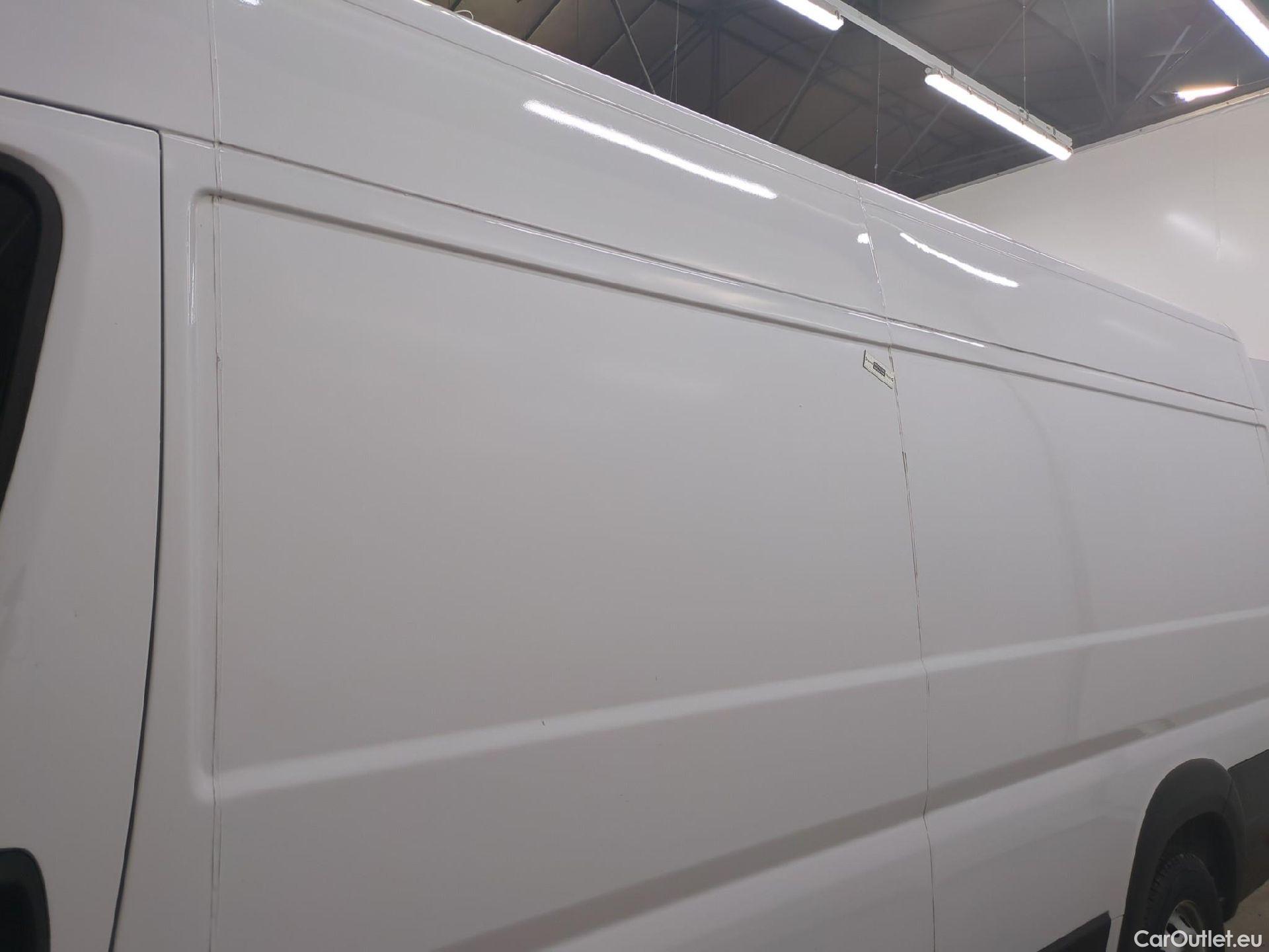  Fiat  Ducato FIAT  / 2014 / 4P / Fourgon tôlé 2.3 Mjet 140 Maxi 3.5 XL H2 Business #19