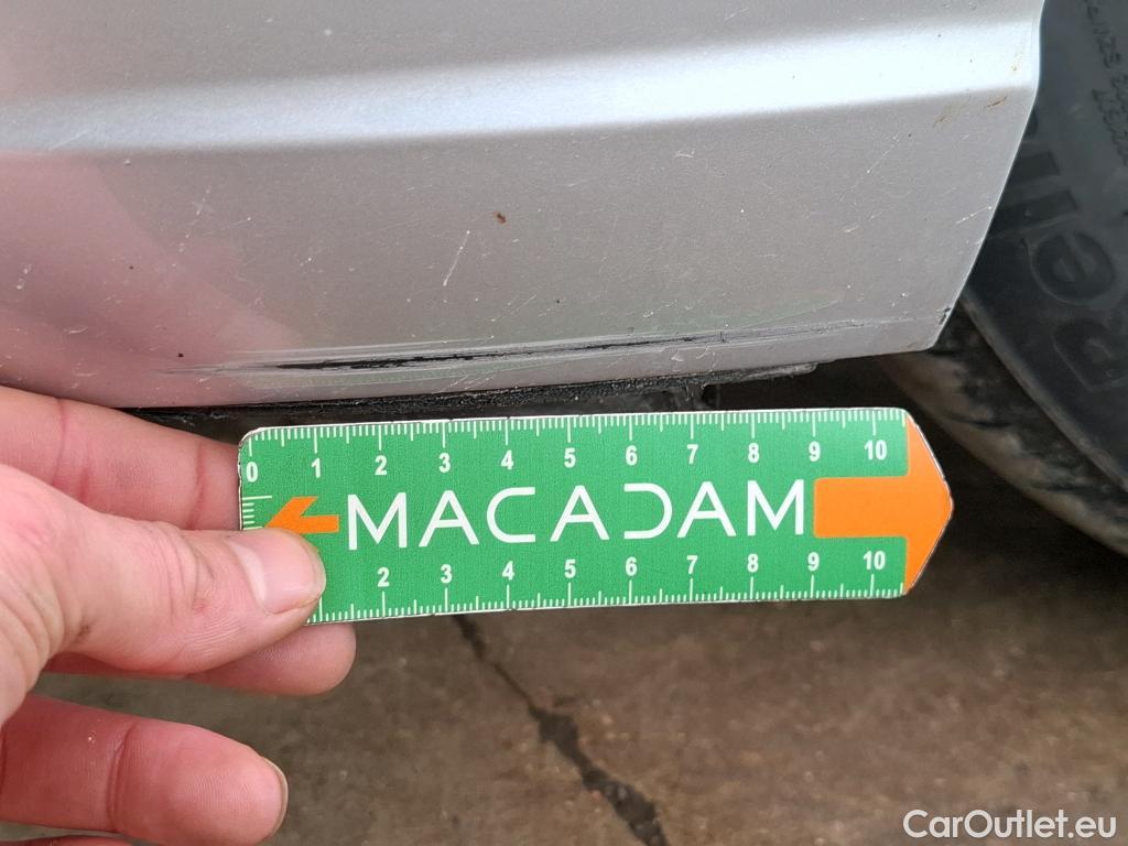  Volkswagen  Golf  VOLKSWAGEN / 2020 / 5P / Berline 2.0 TDI SCR 150 DSG7 Life Busi 1st #33