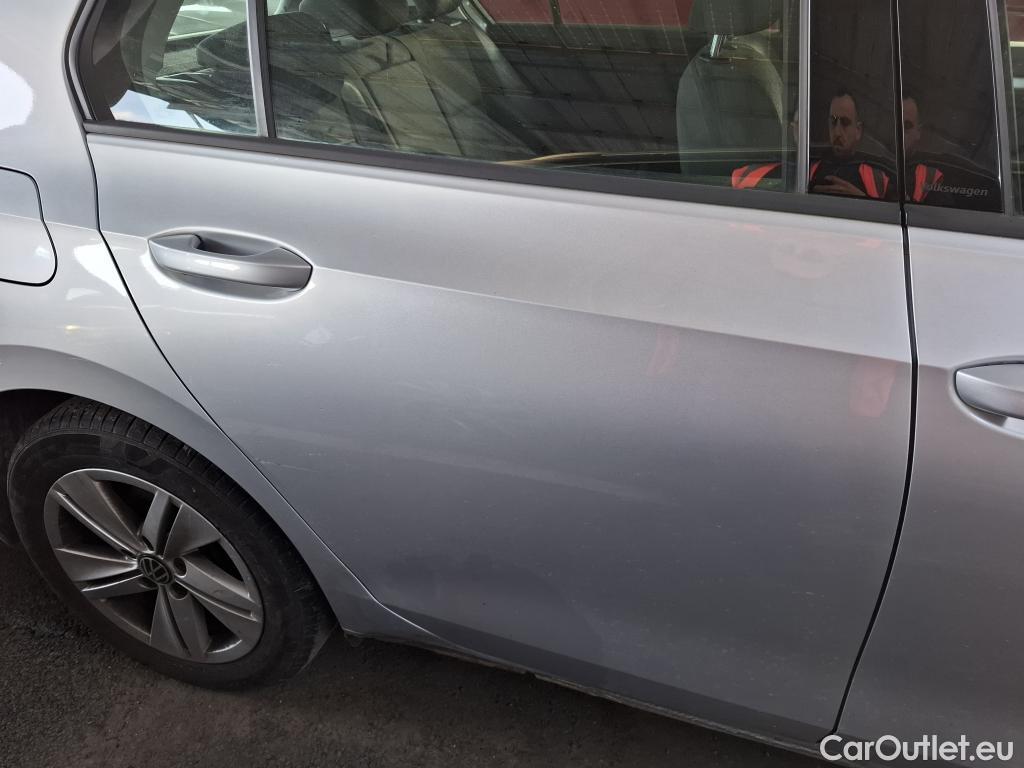  Volkswagen  Golf  VOLKSWAGEN / 2020 / 5P / Berline 2.0 TDI SCR 150 DSG7 Life Busi 1st #21