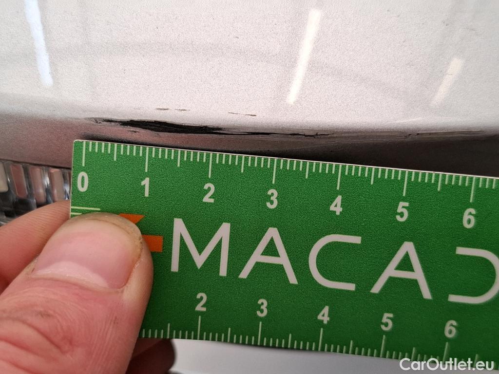  Volkswagen  Golf  VOLKSWAGEN / 2020 / 5P / Berline 2.0 TDI SCR 150 DSG7 Life Busi 1st #54