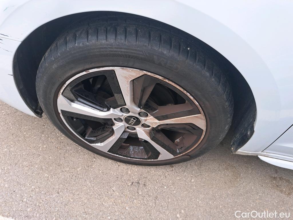  Audi  A1 Sportback AUDI A1 / 2018 / 5P / berlina con portón Sportback Adrenalin 30 TFSI 81kW (110CV)(SP) #22