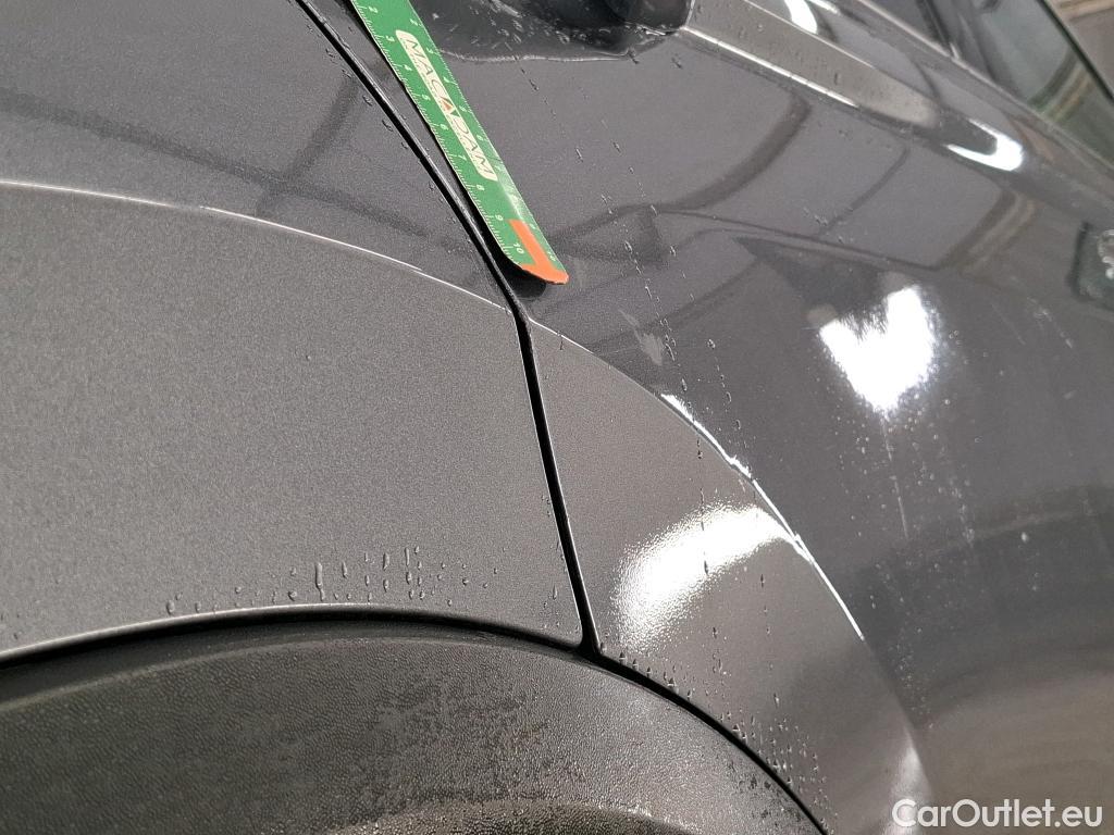  Volkswagen  Tiguan VOLKSWAGEN  Allspace / 2017 / 5P / SUV 2.0 TDI 150 DSG7 Carat #35