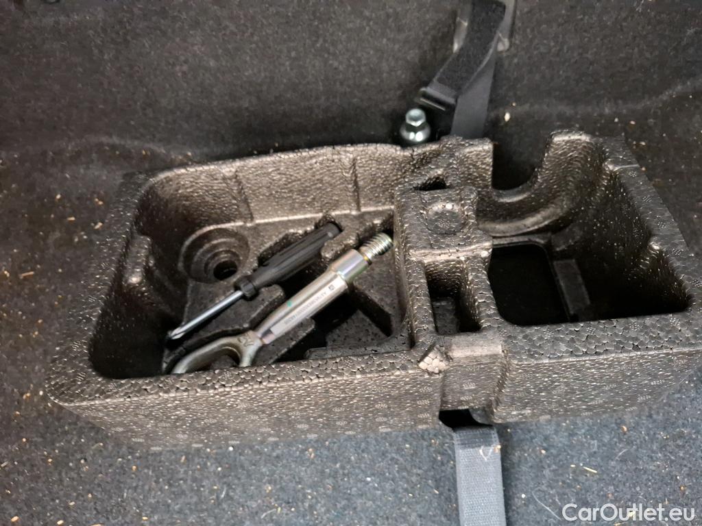  Bmw  X1 Série  sDrive 18 i M Sport 1.5 135CV BVA7 E6d #40