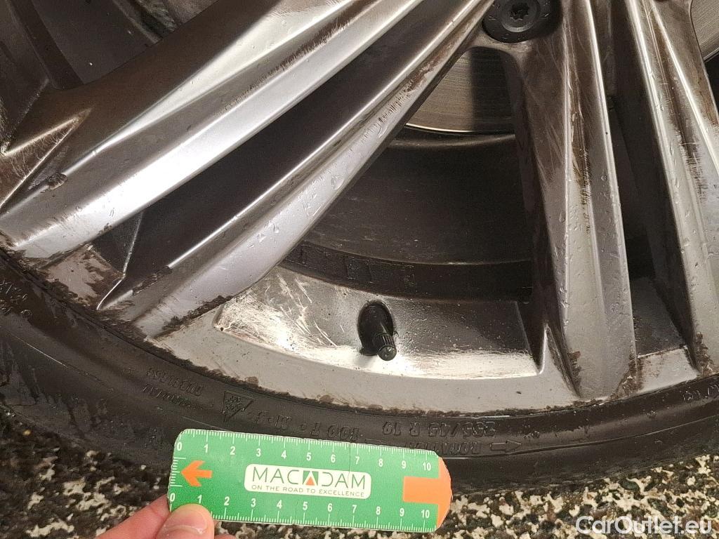  Volkswagen  Tiguan VOLKSWAGEN  Allspace / 2017 / 5P / SUV 2.0 TDI 150 DSG7 Carat #21