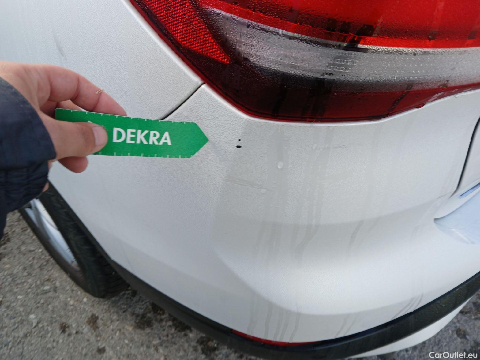  Bmw  X1 BMW  / 2015 / 5P / todoterreno sDrive18d Business #17