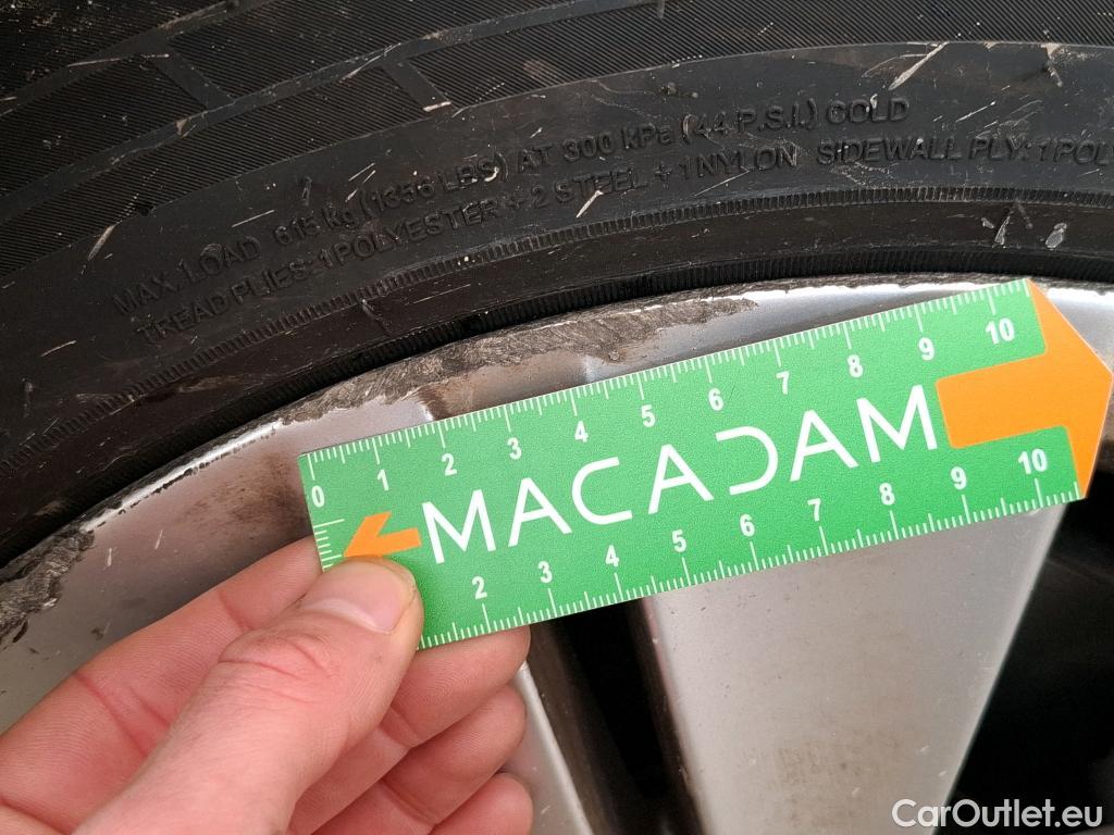  Volkswagen  Golf  VOLKSWAGEN / 2020 / 5P / Berline 2.0 TDI SCR 150 DSG7 Life Busi 1st #10