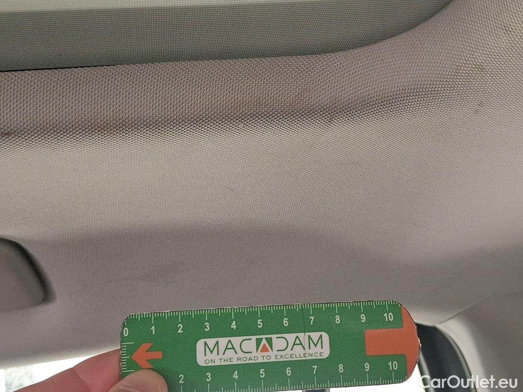  Volkswagen  Tiguan VOLKSWAGEN  Allspace / 2017 / 5P / SUV 2.0 TDI 150 DSG7 Carat #73