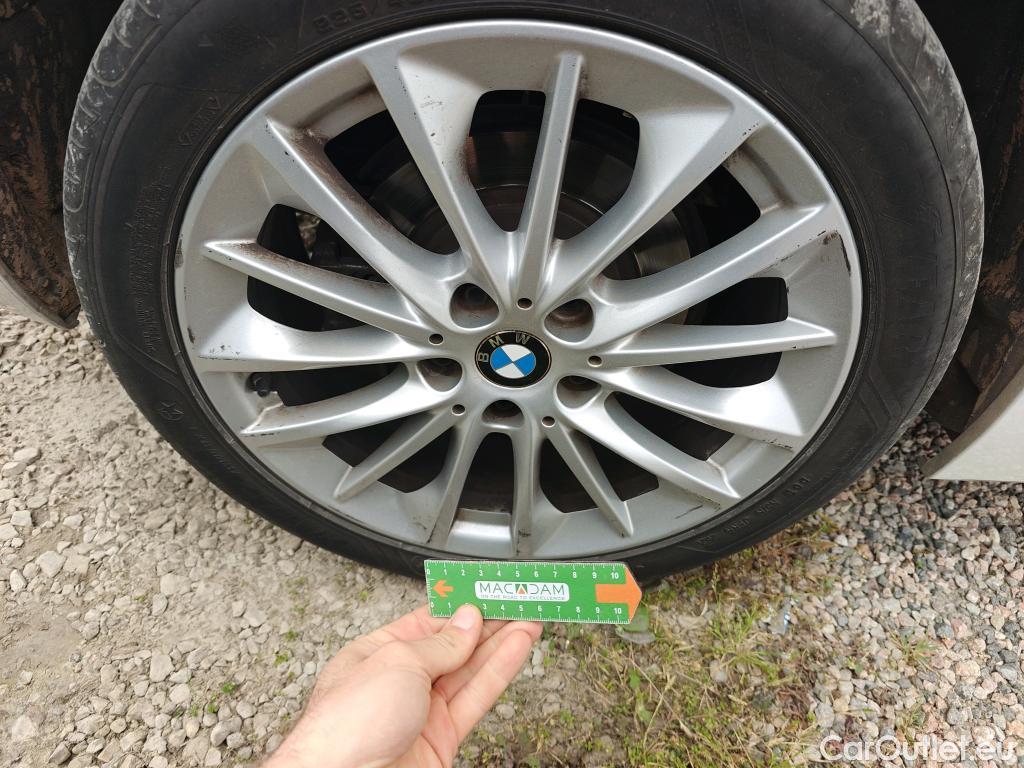  Bmw  Serie 1 BMW  / 2019 / 5P / berlina con portón 118i #39